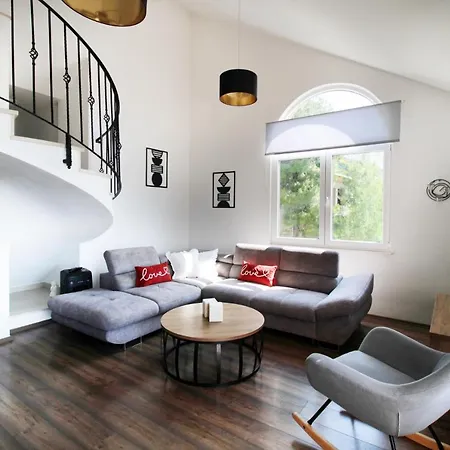 Luxury Apartment Duce With Private Pool Omis Exterior photo