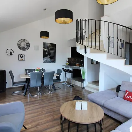 Luxury Apartment Duce With Private Pool Omis Exterior photo