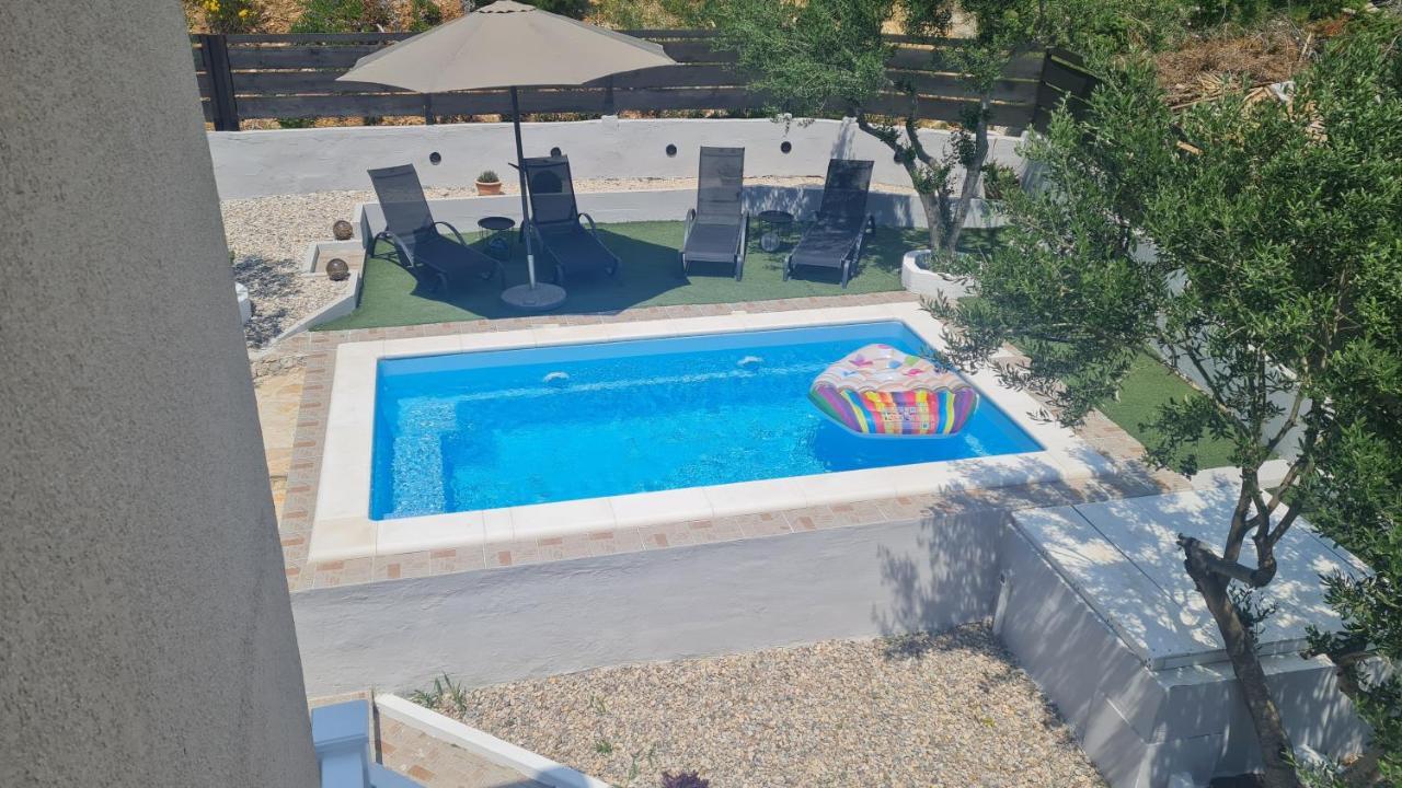 Luxury Duce With Private Pool