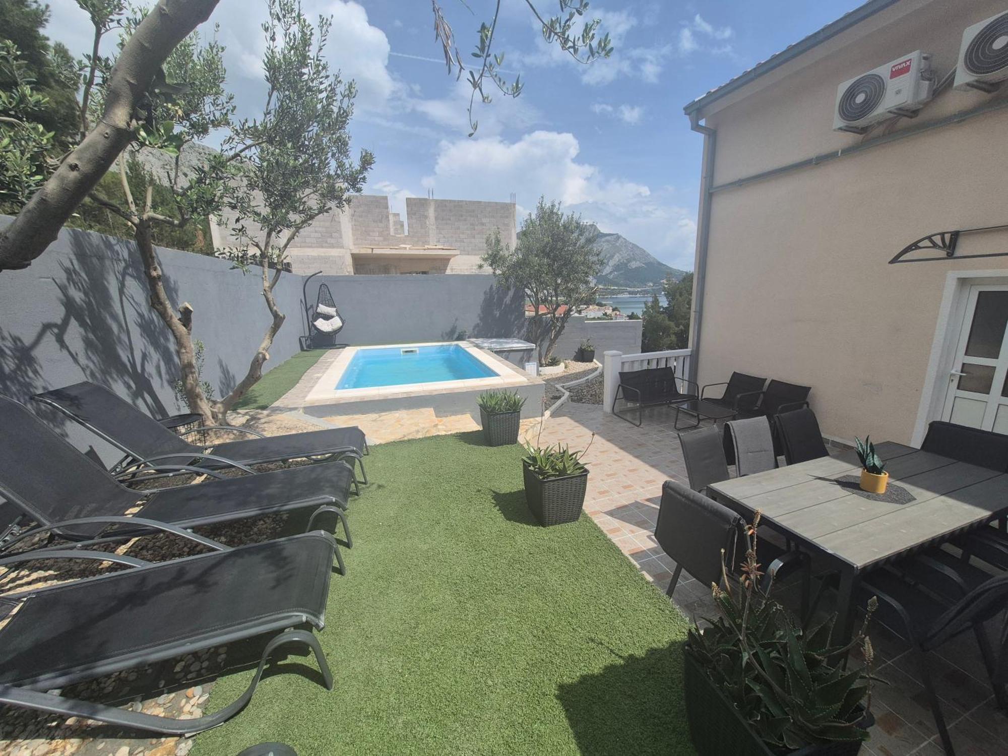Apartment Luxury Duce With Private Pool